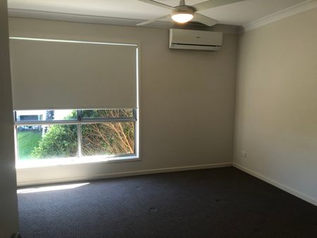 Modern, Centrally Located Townhouse – Available Soon! - Photo 4