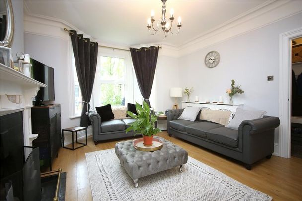 4 bedroom semi-detached house to rent - Photo 1