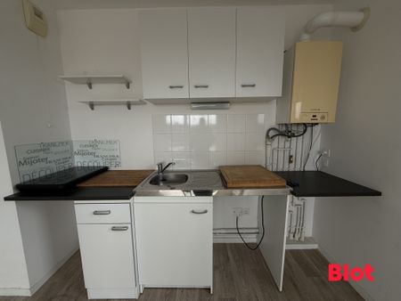 Location Appartement 3 pièces 53m² PLESCOP 56890 - Photo 2