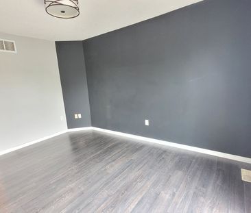 For Lease - 17 Cheltenham Road Unit# 6, Barrie, Ontario - Photo 6