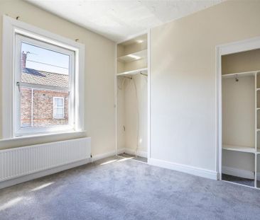 2 bedroom terraced house to rent - Photo 6