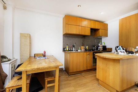 1 Bedroom, 1 bath, 1 reception Flat - Photo 3