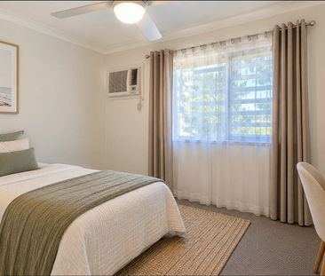 Charming Older-Style Home Close to the Beach - Photo 2