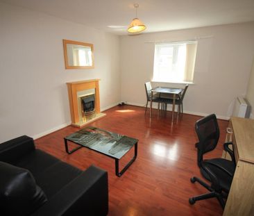 2 bedroom apartment to rent - Photo 2