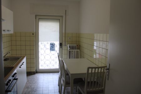 Teilmöblierte 3-Zimmerwohnung mit Einbauküche in Knielingen - Photo 3