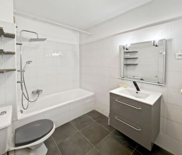 Location Appartement 1 pièce Meublé 30m² ANTIBES 06600 - Photo 6