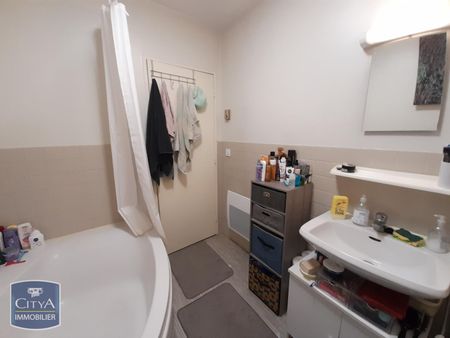 Location Appartement 2 pièces 40m² PERIGUEUX 24000 - Photo 5