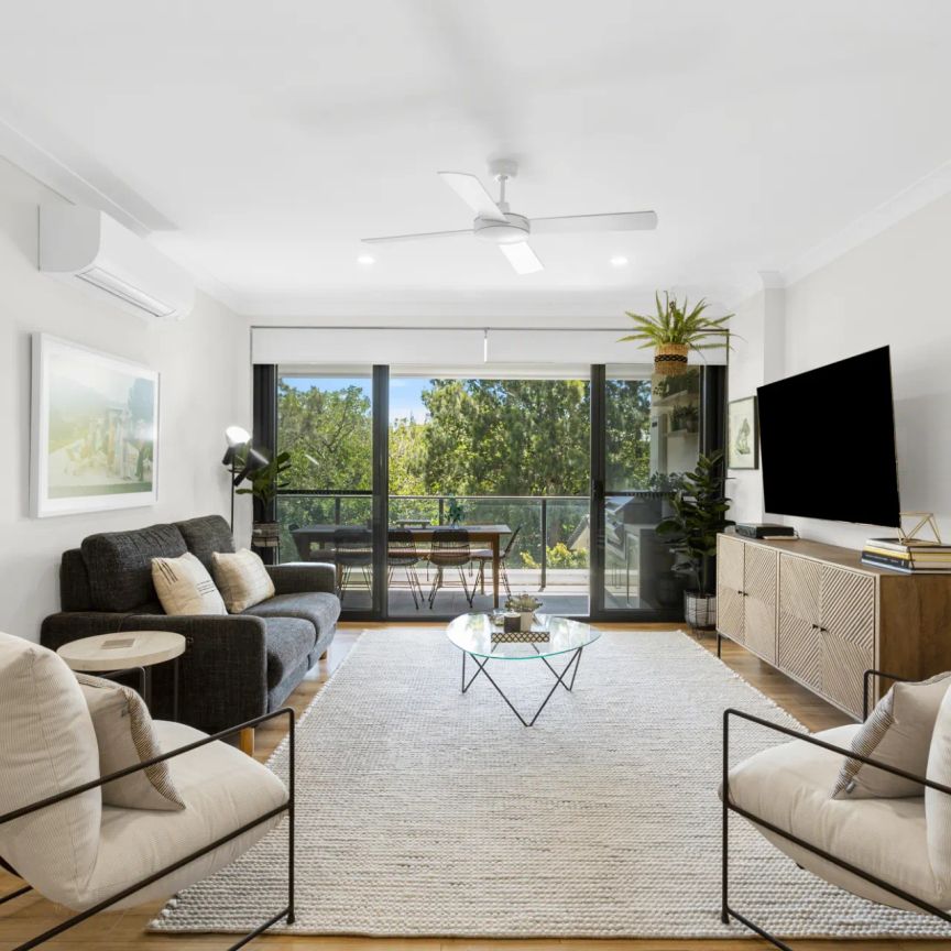 Coastal Living with Exceptional Outdoor Entertaining - Photo 1