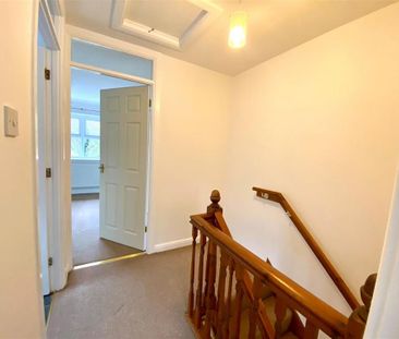 2 bedroom end of terrace house to rent - Photo 1
