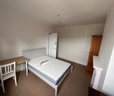 5 bedroom house - Photo 6