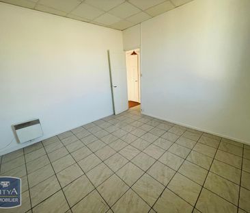 Location Appartement 2 pièces 42m² LA SEYNE SUR MER 83500 - Photo 6