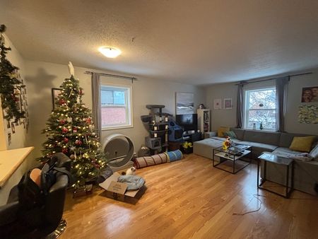 31 Florence Street - Photo 2