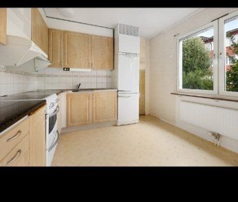 Skarpbrunnavägen, Norsborg - Photo 3