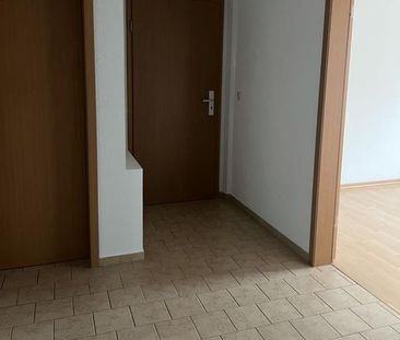 Individuelle Dachwohnung mit Balkon und optimalen Grundriss in lÃ¤n... - Foto 2