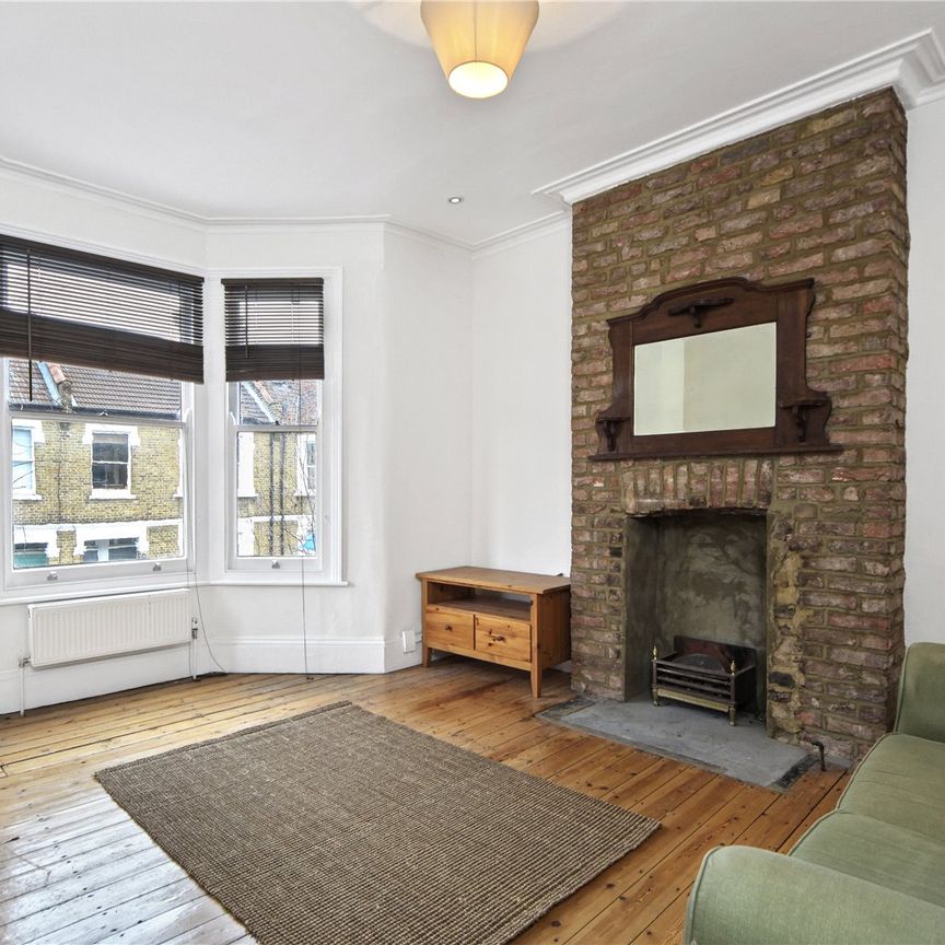 Eynham Road, W12, London - Photo 1