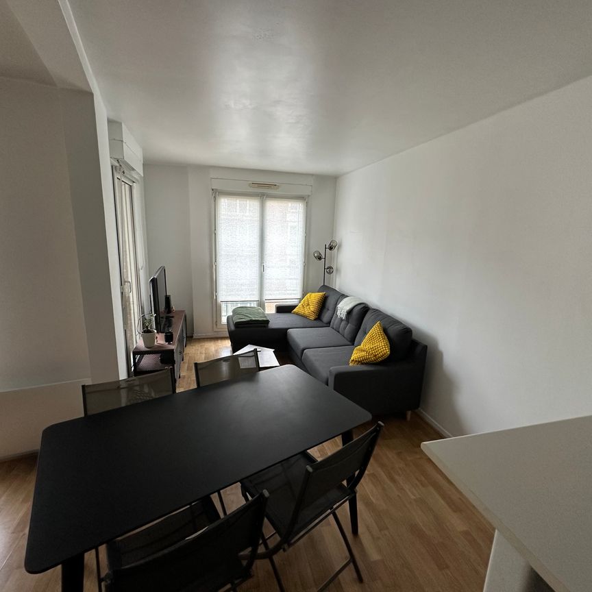 A LOUER T2 RUE SAINT SEBASTIEN 48 m² - Photo 1