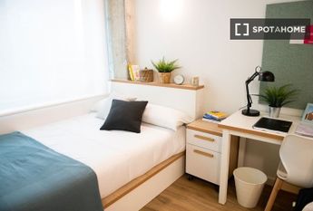 Carrer de Josep Pla, Barcelona, Catalonia 08019