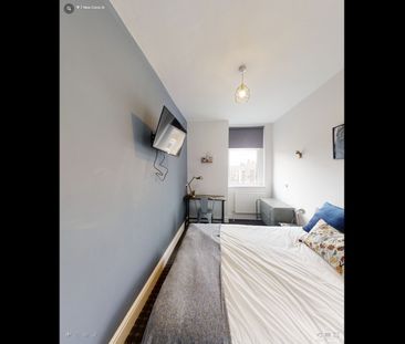 Room in a Shared House, New Cross Street, M5 - Photo 5