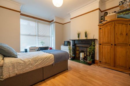 5 bedroom terraced house to rent - Photo 3