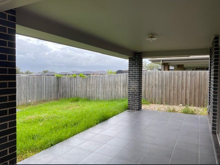 Elegant Family Home in the Heart of Edmondson Park - Photo 2