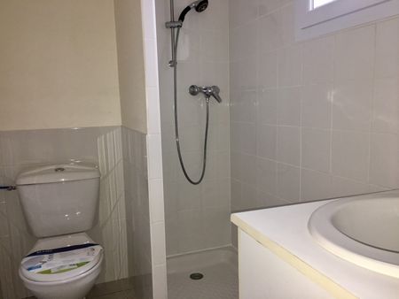 Location Appartement 3 Pièces 35 m² - Photo 5