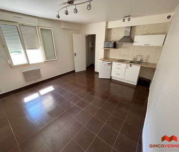 Location Appartement 1 pièce 25m² - Photo 3