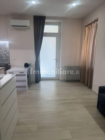 Appartamento via F. De Ambrosis, Centro, Gavirate - Photo 2