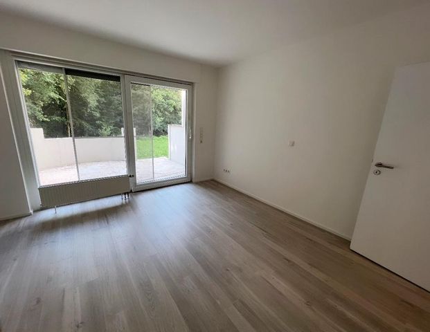 Helle, kernsanierte 4-Zi-Wohnung mit Garten - Foto 1