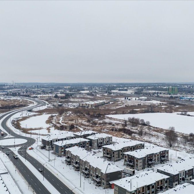 For Lease - 1255 Creekway Private, Kanata, Ontario - Photo 1