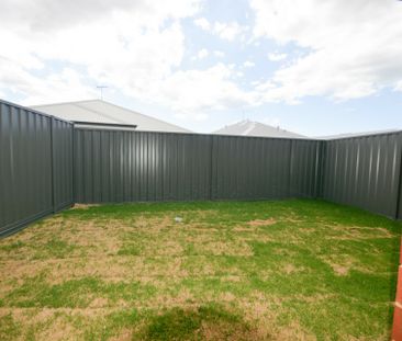 Brand New Two Bedroom Dual Living Property! - Photo 2