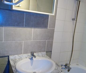 Location Appartement 1 pièce 26m² LILLE 59000 - Photo 2