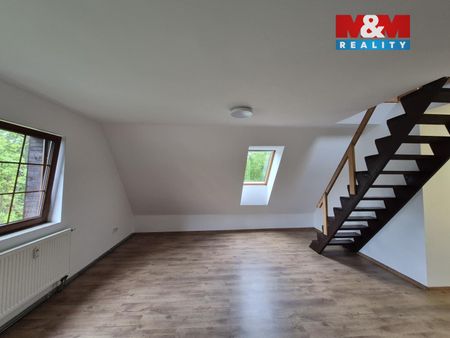 Pronájem bytu 2+1 78 m², Husova 32, Nový Bor - Photo 4