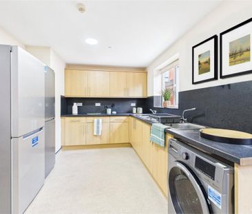 7 bedroom property to rent - Photo 2