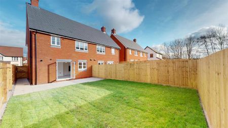 3 bedroom semi-detached house to rent - Photo 4