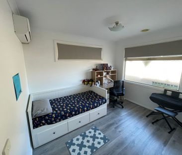 8 Scanlan Street, Bentleigh East - Photo 5