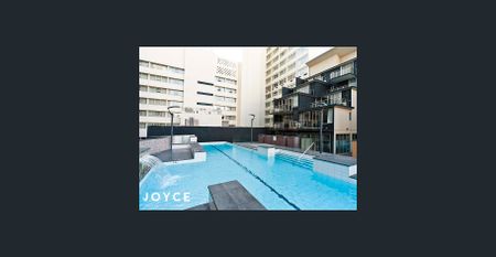 Executive Living in the Heart of the City! - Photo 4