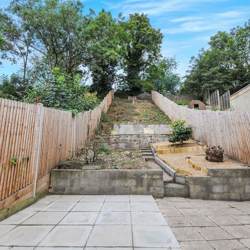 Sandrock Road, Lewisham, SE13 - Photo 1