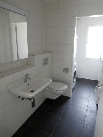 3.5 Zimmer, 90 m², 2. Stock - Photo 3