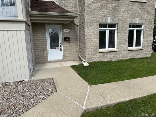 79 37e Avenue E., app.102, J7C 5Z4, Blainville - Photo 1