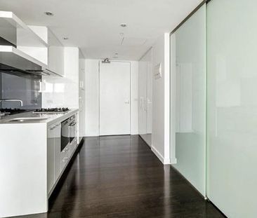706/338 Kings Way, South Melbourne, VIC, 3205 - Photo 2