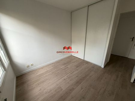 Location Appartement 2 pièces 45m² - Photo 4