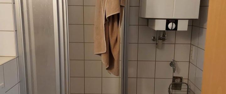 1 Zimmer Wohnung möbliert - Foto 1