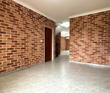 Duplex in Sought After Bossley Park! - Photo 1