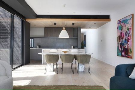 For inspections please contact: Katie : kpickering@hodges.com.au or 9598 1111 - Photo 2