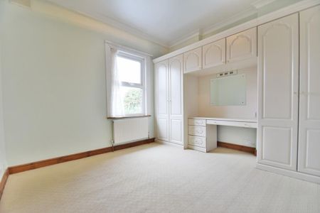 New Road, Hillingdon, UB8 - Photo 4