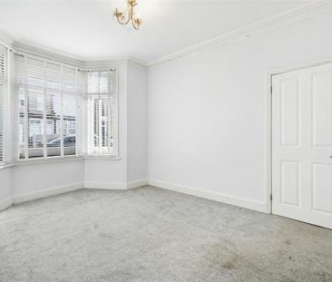 2 bedroom maisonette to rent - Photo 6