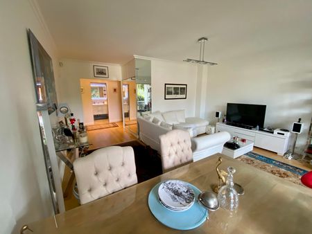 Location Appartement 2 pièces 53m² LA VARENNE ST HILAIRE 94210 - Photo 2