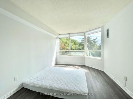 For Lease - 5 Greystone Walk Drive Unit# 206, Toronto, Ontario - Photo 2