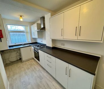 Lever Avenue, Wallasey, CH44 - Photo 3
