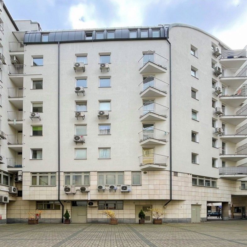 Słoneczny apartament w Centrum, ul. Hoża, parking - Zdjęcie 1